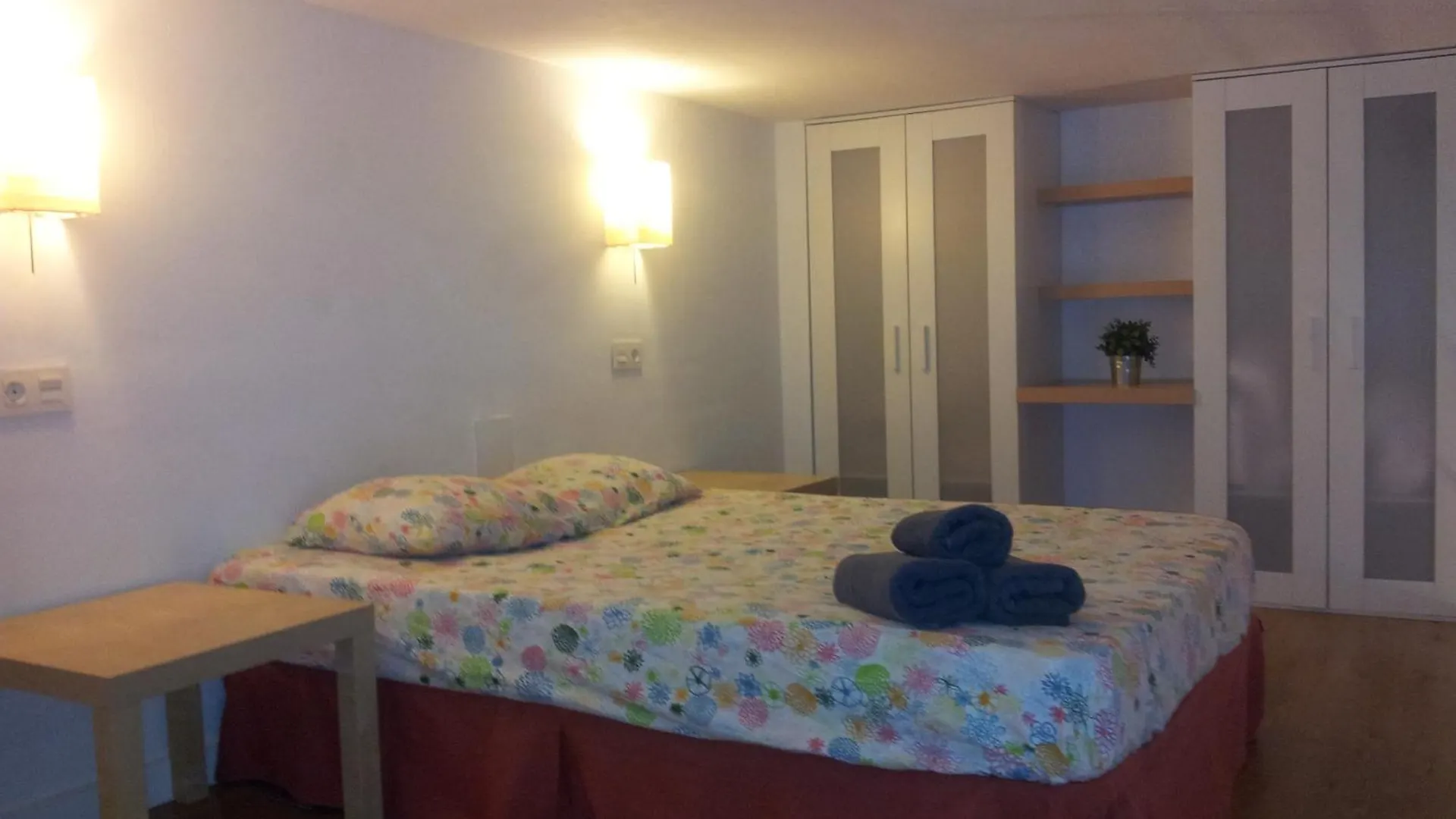 Апартаменты Apartamentos Clavero Малага