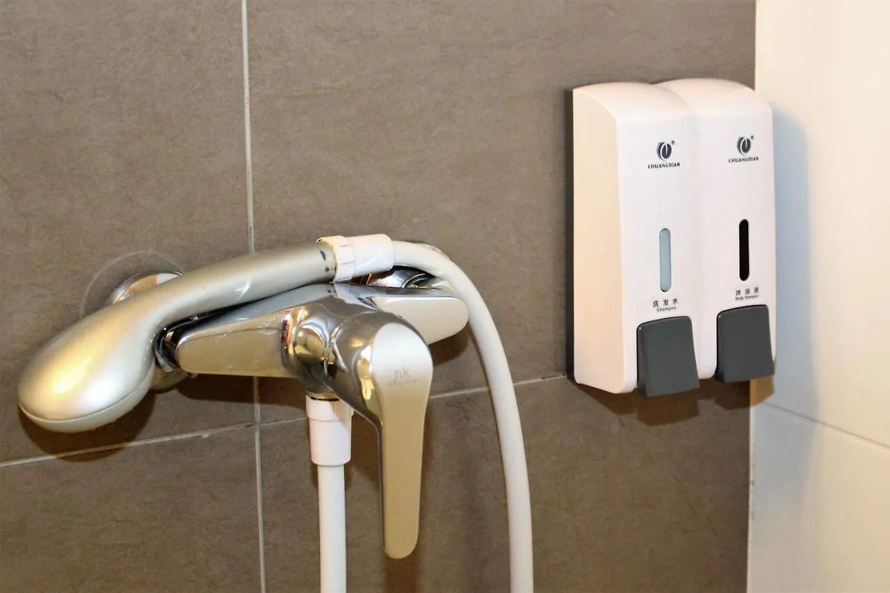 Apartamentos Clavero Малага