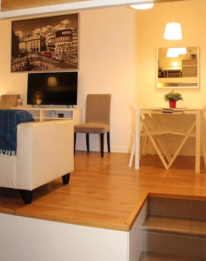 Апартаменты Apartamentos Clavero Малага